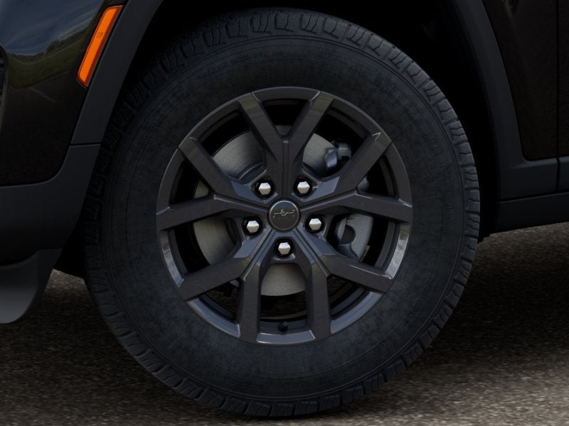 2027 Jeep Grand Cherokee Laredo