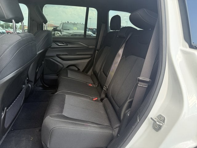 2024 Jeep Grand Cherokee Laredo A