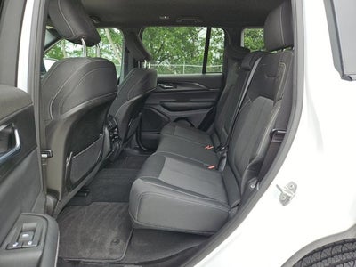 2024 Jeep Grand Cherokee Laredo A