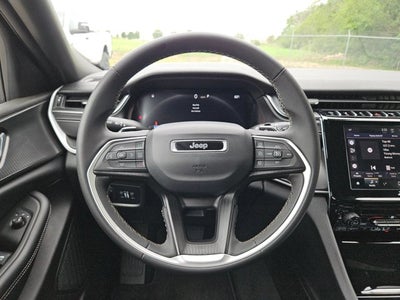 2024 Jeep Grand Cherokee Laredo A