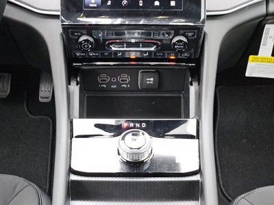 2026 Jeep Grand Cherokee Laredo X