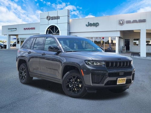 2026 Jeep Grand Cherokee Laredo Altitude