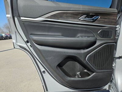 2026 Jeep Grand Cherokee Limited Reserve