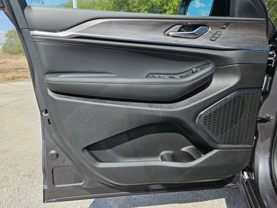 2025 Jeep Grand Cherokee Overland