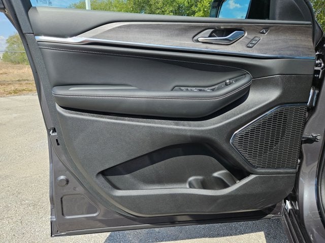 2025 Jeep Grand Cherokee Overland