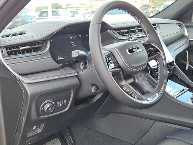 2025 Jeep Grand Cherokee Overland