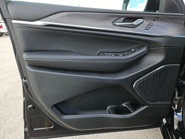 2025 Jeep Grand Cherokee Overland