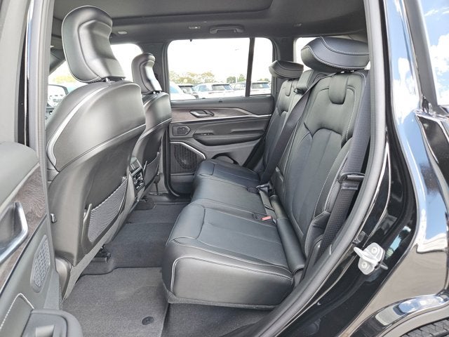 2025 Jeep Grand Cherokee Overland