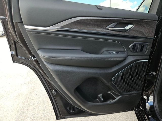 2025 Jeep Grand Cherokee Overland