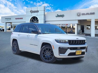 2026 Jeep Grand Cherokee Summit