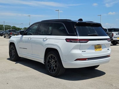 2026 Jeep Grand Cherokee Summit