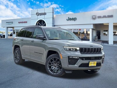 2027 Jeep Grand Cherokee Summit