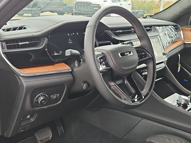 2027 Jeep Grand Cherokee Summit