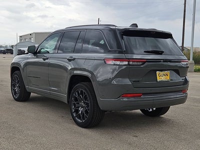 2027 Jeep Grand Cherokee Summit