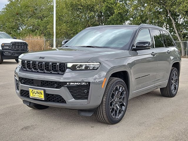 2027 Jeep Grand Cherokee Summit