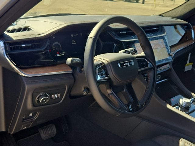 2026 Jeep Grand Cherokee Summit