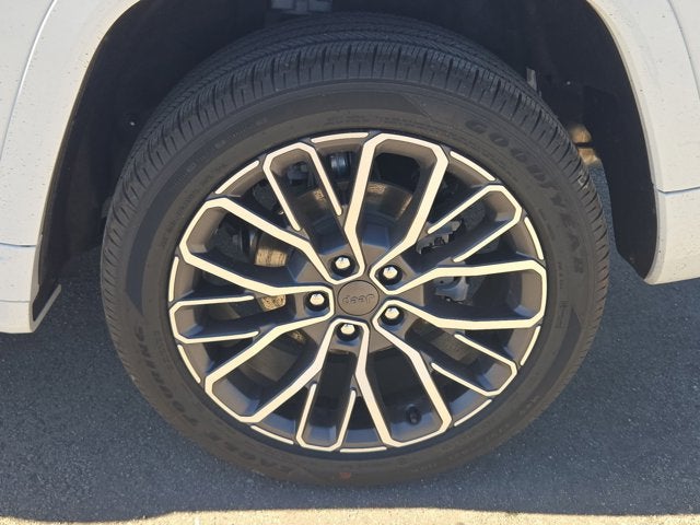 2026 Jeep Grand Cherokee Summit