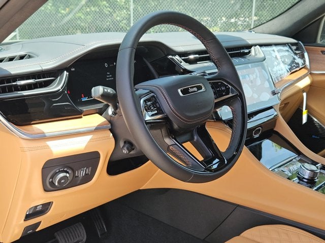 2026 Jeep Grand Cherokee Summit