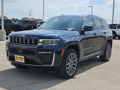 2027 Jeep Grand Cherokee Summit