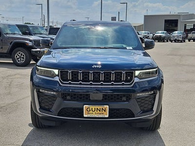 2027 Jeep Grand Cherokee Summit