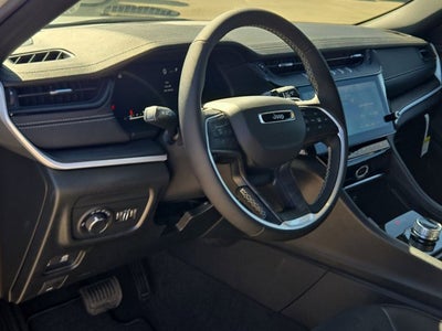 2026 Jeep Grand Cherokee L Laredo Altitude