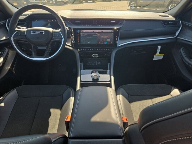 2026 Jeep Grand Cherokee L Laredo Altitude