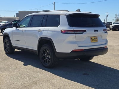 2026 Jeep Grand Cherokee L Laredo Altitude