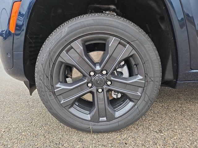 2027 Jeep Grand Cherokee L Limited Reserve
