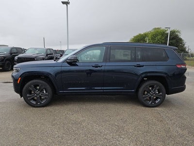 2027 Jeep Grand Cherokee L Limited Reserve