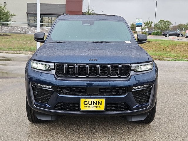 2027 Jeep Grand Cherokee L Limited Reserve