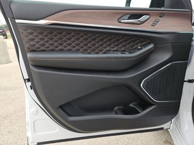 2025 Jeep Grand Cherokee L Summit