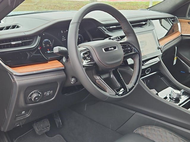 2027 Jeep Grand Cherokee L Summit