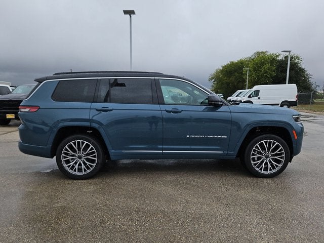 2027 Jeep Grand Cherokee L Summit