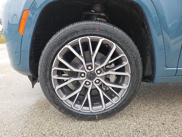 2027 Jeep Grand Cherokee L Summit