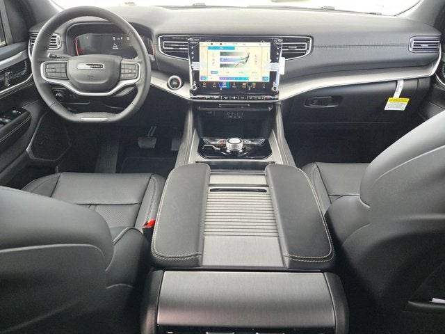 2026 Jeep Grand Wagoneer L 4x4