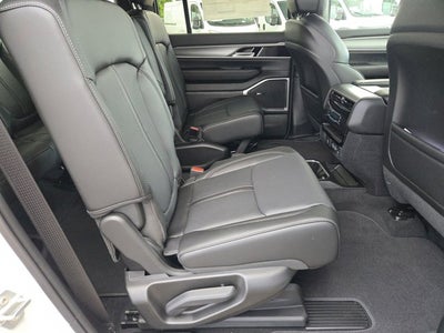 2026 Jeep Grand Wagoneer L 4x4