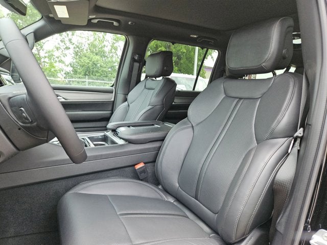 2026 Jeep Grand Wagoneer L Limited Reserve