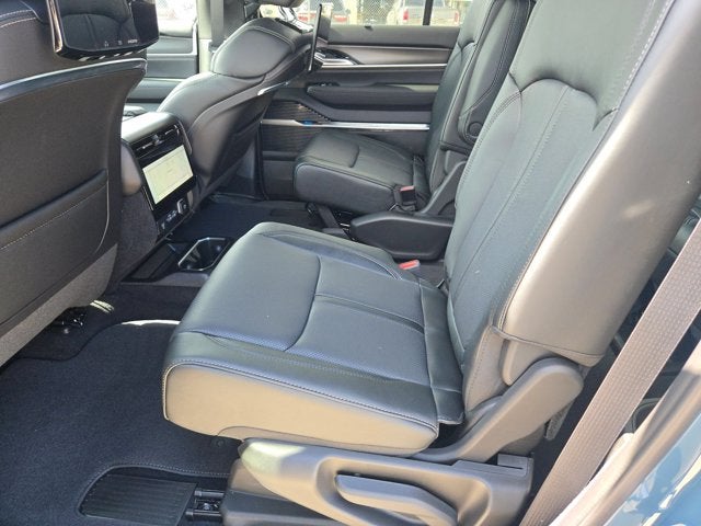 2026 Jeep Grand Wagoneer L Summit Obsidian