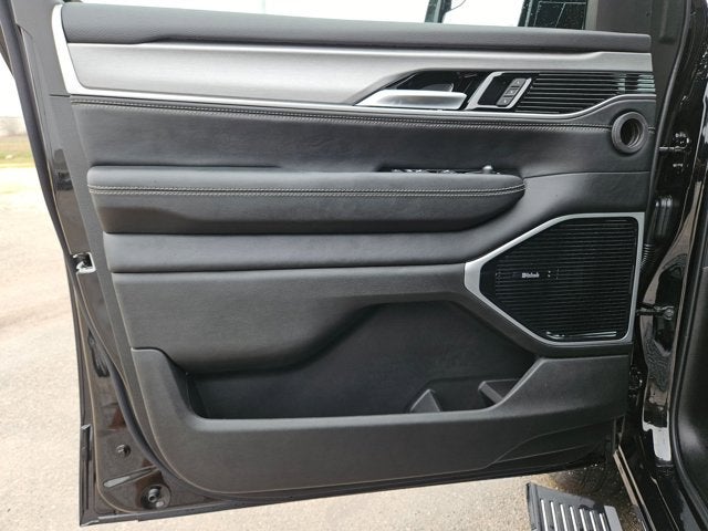 2026 Jeep Grand Wagoneer Limited Reserve