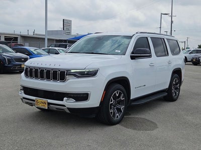 2023 Jeep Wagoneer Series III