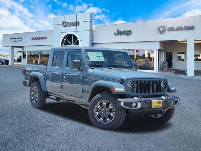 2026 Jeep Gladiator Sahara Auto's photo