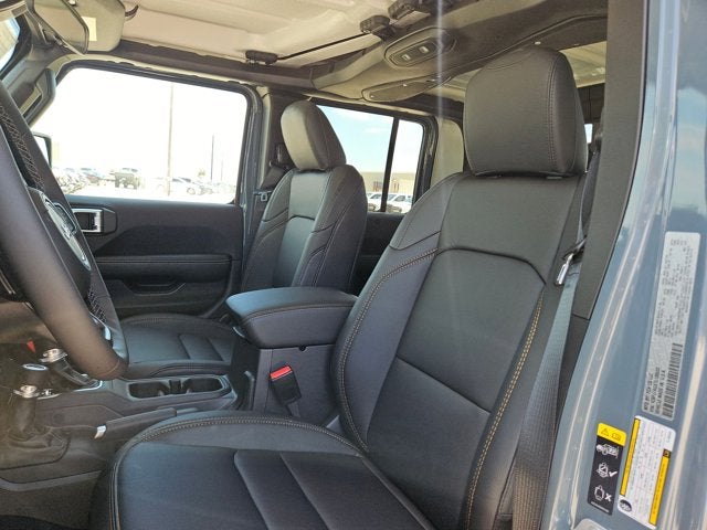 2026 Jeep Gladiator Sahara