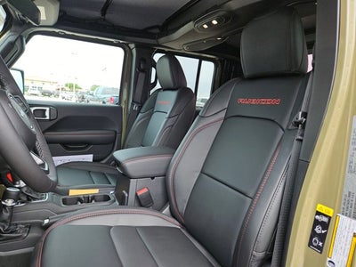 2026 Jeep Gladiator Shadow Ops