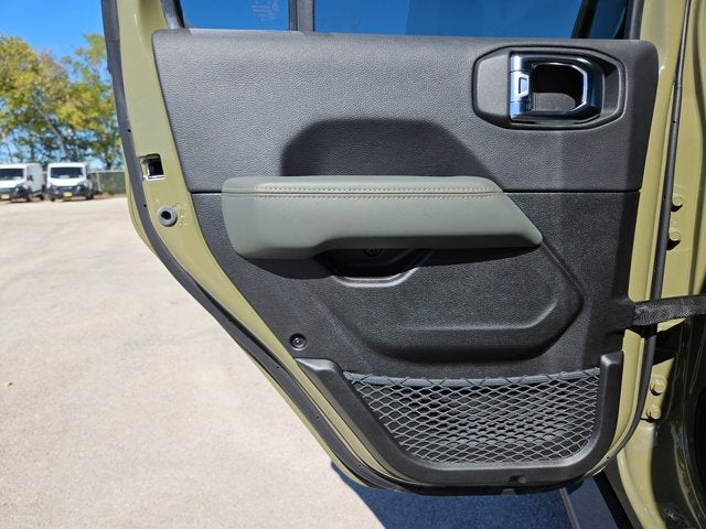 2025 Jeep Gladiator Mojave X