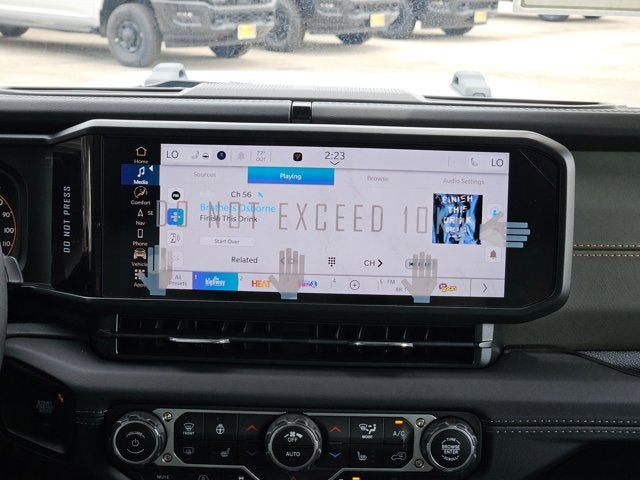 2025 Jeep Gladiator Mojave X