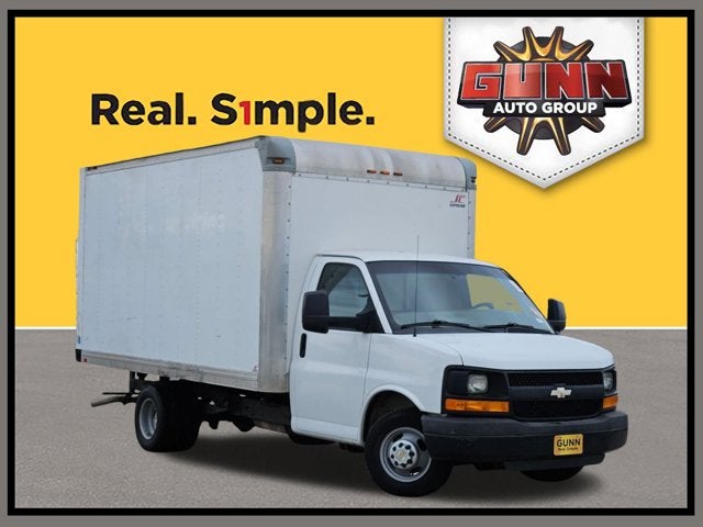 2015 Chevrolet Express Commercial Cutaway 3500 Van 159"