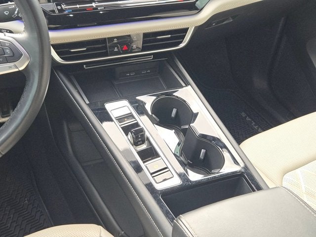 2024 Volkswagen Atlas Cross Sport 2.0T SEL Premium R-Line