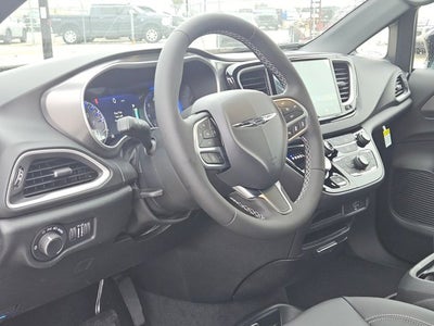 2026 Chrysler Voyager LX