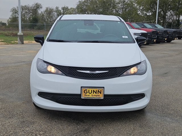 2026 Chrysler Voyager LX