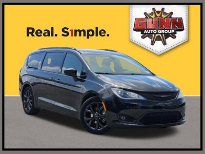 2018 Chrysler Pacifica Touring Plus